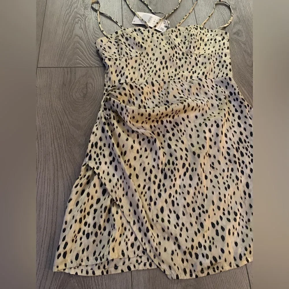 Zara beautiful dress perfect for a holiday party, size M - Picture 4 of 11